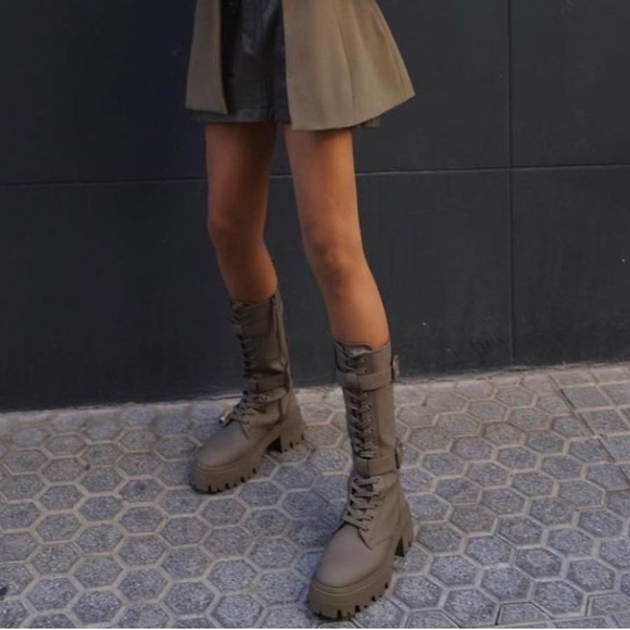 Zara khaki waxed lace up lug sole boots - Picture 1 of 15